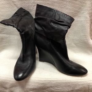 Elie Tahari Fallon wedge bootie